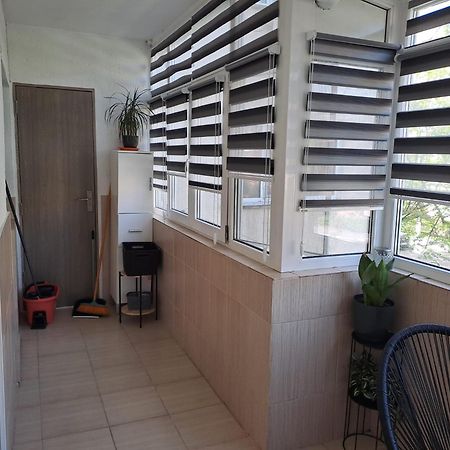 Ilona Apartament 3 Camere Râmnicu Vâlcea Exteriör bild