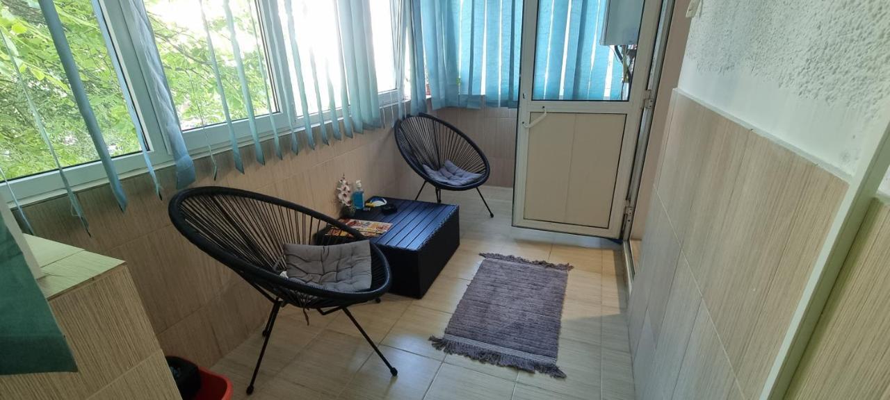 Ilona Apartament 3 Camere Râmnicu Vâlcea Exteriör bild