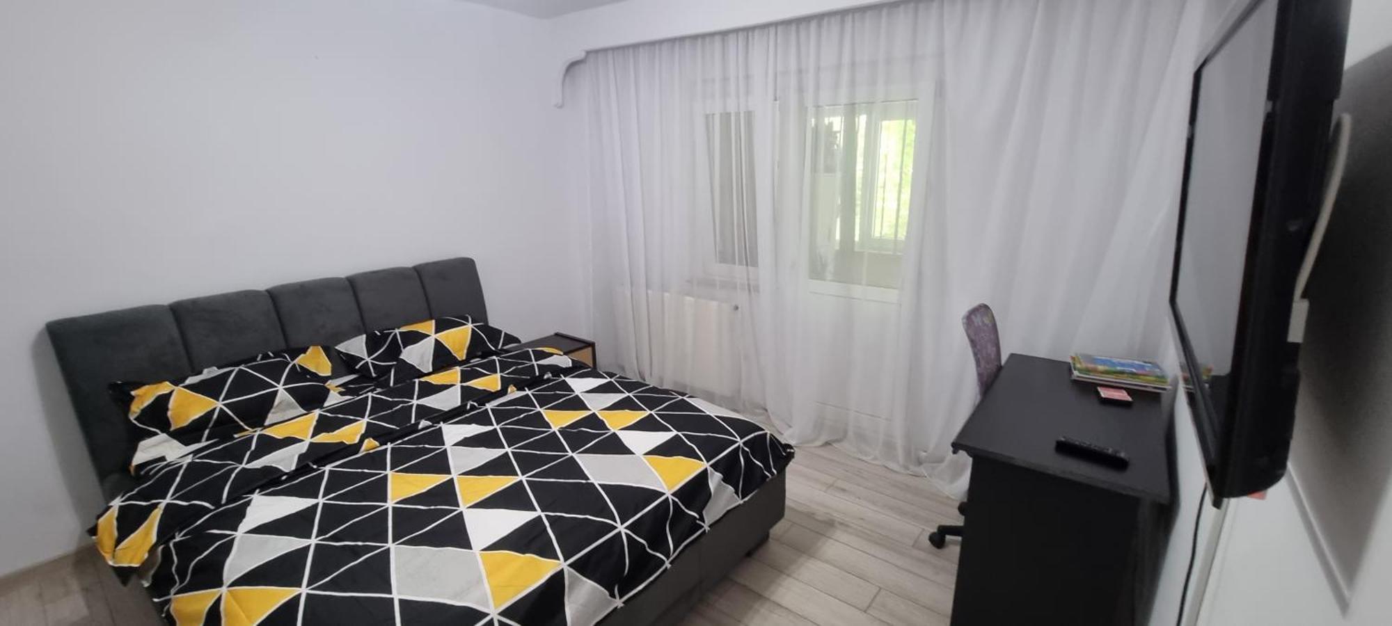 Ilona Apartament 3 Camere Râmnicu Vâlcea Exteriör bild