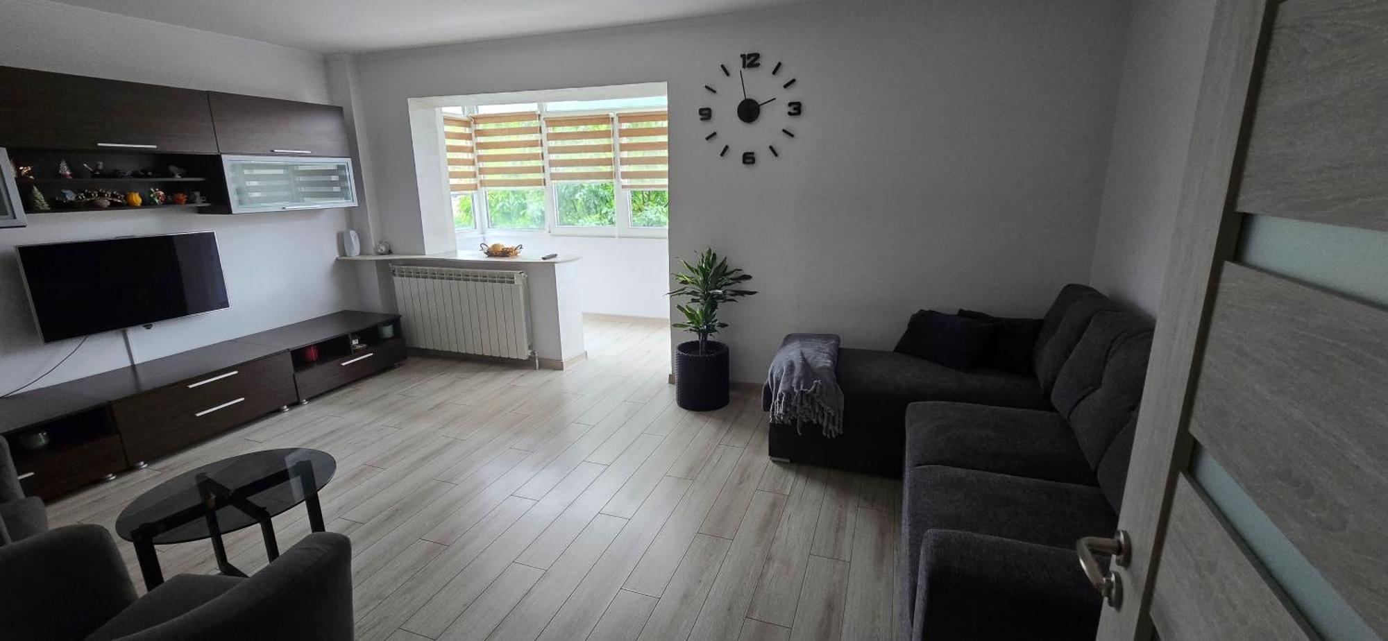 Ilona Apartament 3 Camere Râmnicu Vâlcea Exteriör bild